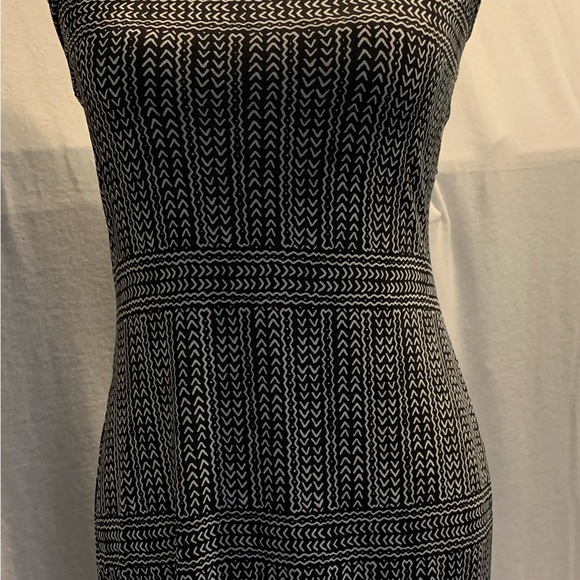 BCBC Generation black and white print maxi dress.   Size M - Picture 2 of 9